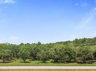 4427 W Bayshore Rd, Anahuac, TX 77514