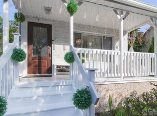 1613 W 4th St, Piscataway, NJ 08854