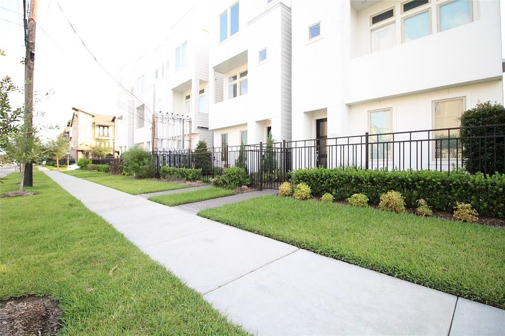 2714 Polk St, Houston, TX 77003 Zillow