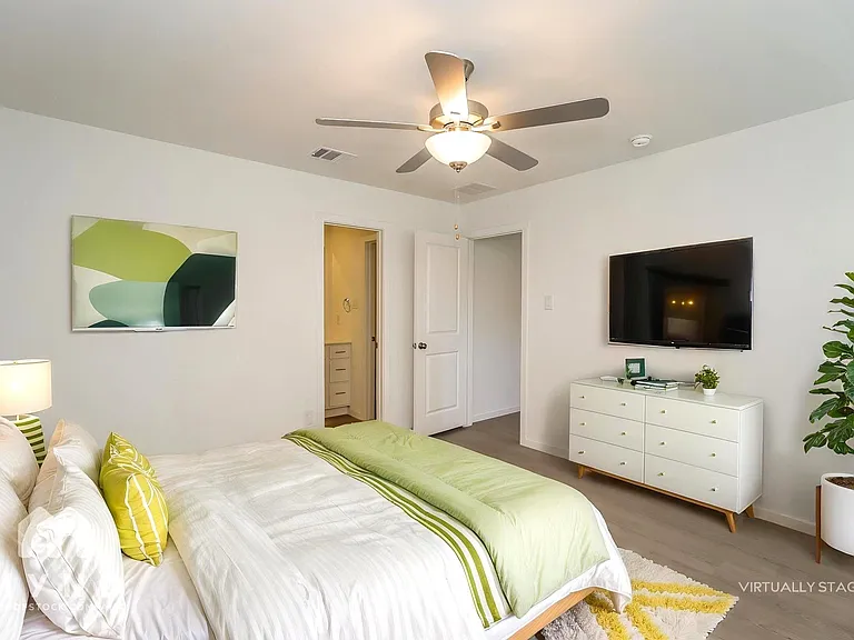 2732 River Knoll Ln — Photo 3