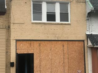 414 Long Ln, Upper Darby, PA 19082