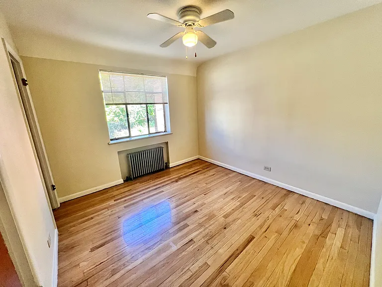 Step into this inviting bedroom, bathed in natural light for a cheerful ambiance. Step into this inviting bedroom, bathed in natural light for a cheerful ambiance.