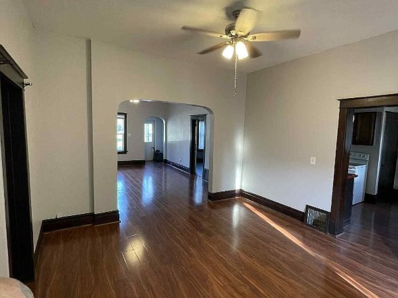 2nd image of 633 Starr Ave