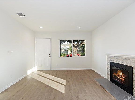 4th image of 4809 La Sena Ave