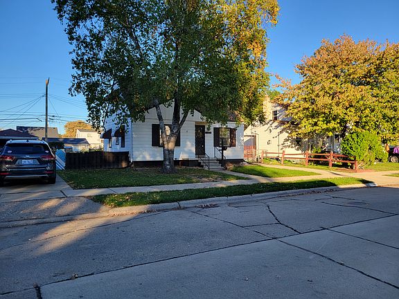 2nd image of 15868 Dasher Ave