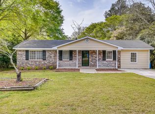 901 Carlton Dr SE, Conyers, GA 30094