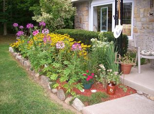 123 Ravenhill Rd, Phoenixville, PA 19460