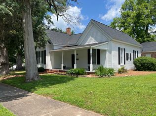 101 W South St, Greensboro, GA