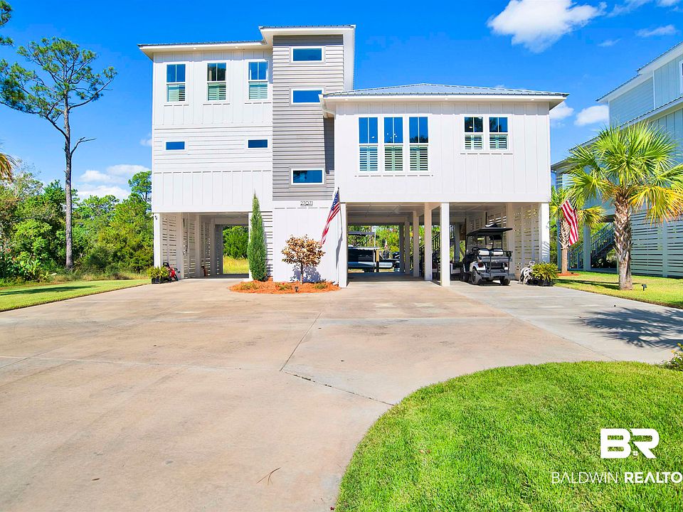 1st image of 27071 Palmetto Dr