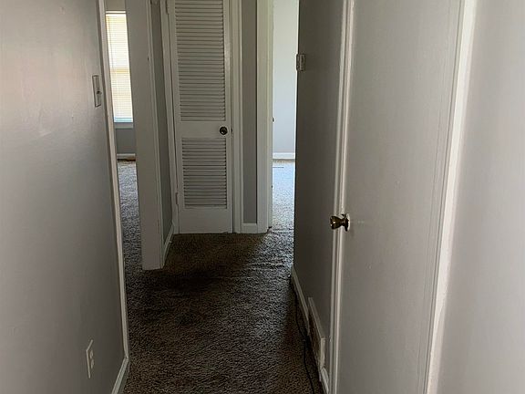 5th image of 3206 Thirteen Colony Mall APT 2B