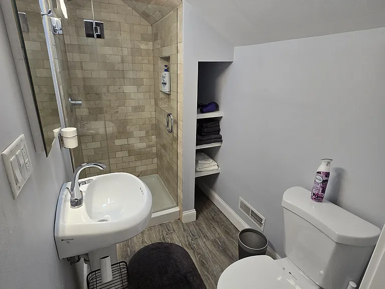 247 Maple Ave — Photo 15
