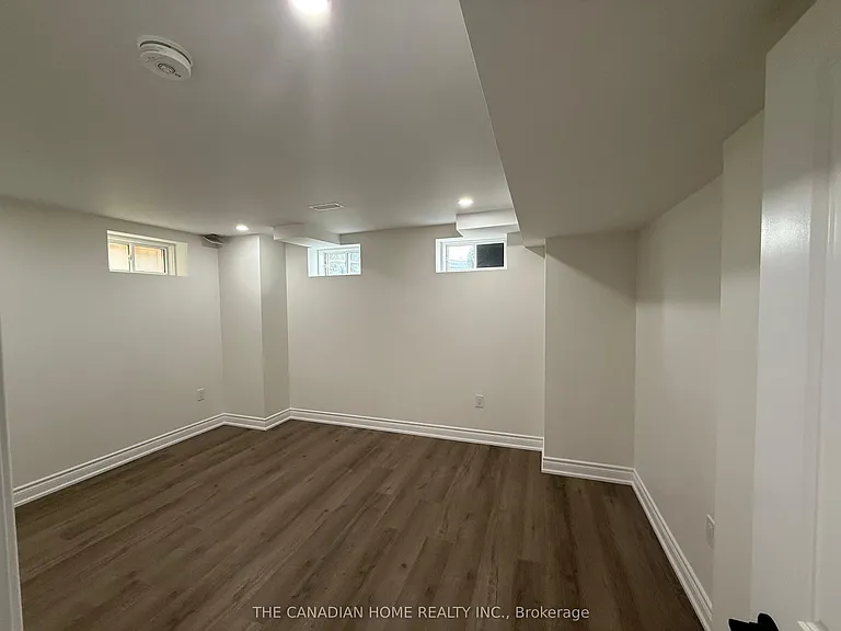 84 Christine Elliott Ave N #BASEMENT — Photo 11