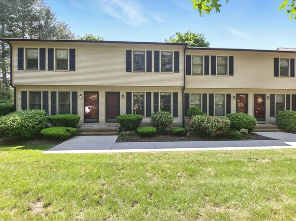 150 Hillside Rd APT 2, Westfield, MA 01085