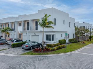 10280 NW 72nd St #1, Miami, FL 33178