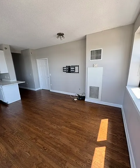 1529 S State St #15H — Photo 14