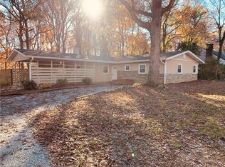 3013 Sourwood Rd, Greensboro, NC 27408