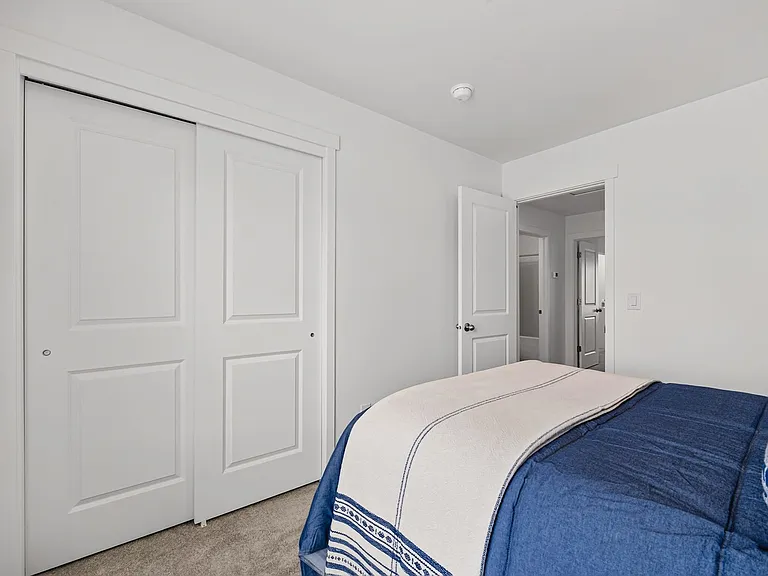 608 W 1760 N — Photo 35