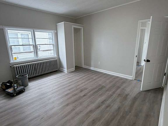 4th image of 129 Jackson St #2