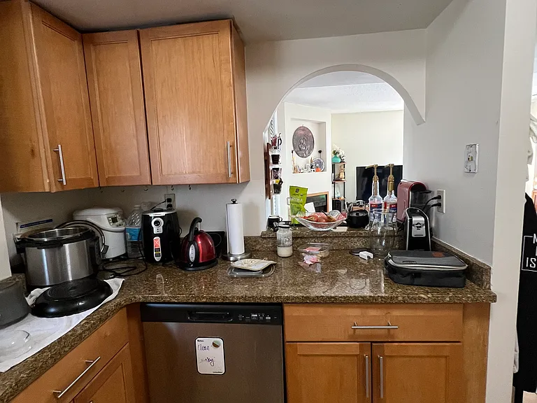 340 Franklin St #3 — Photo 2