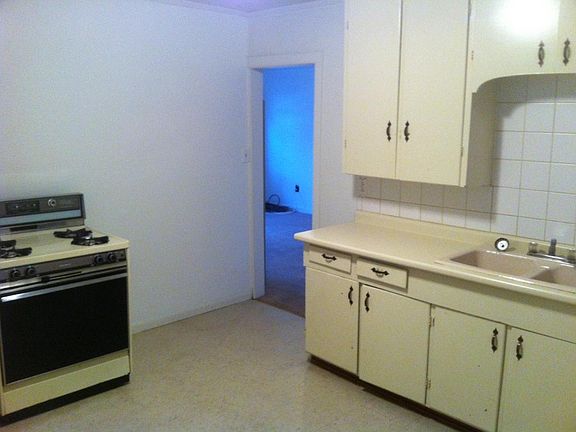 5th image of 108 21st St #South