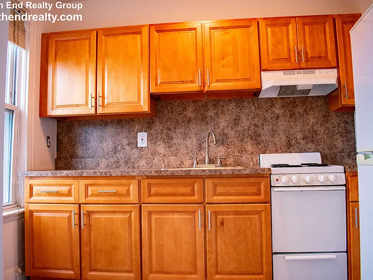 762 Huntington Ave #5 — Photo 9