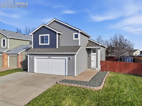 2nd image of 2071 Hibbard Ln