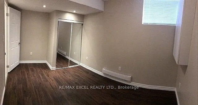 458 Brock Ave #BASEMENT — Photo 3