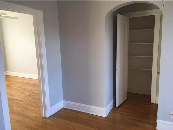 2nd image of 2650 W North Shore Ave #1C