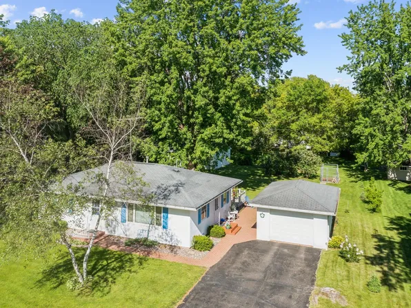 712 Wisconsin Ave, Centuria, WI 54824