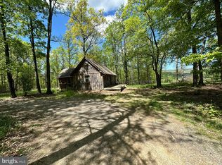 947 Shade Valley Rd, Rio, WV 26755