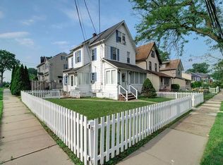 532 E 3rd Ave, Roselle, NJ 07203