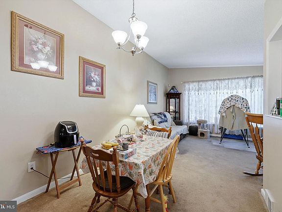 5th image of 139 Dimarco Dr