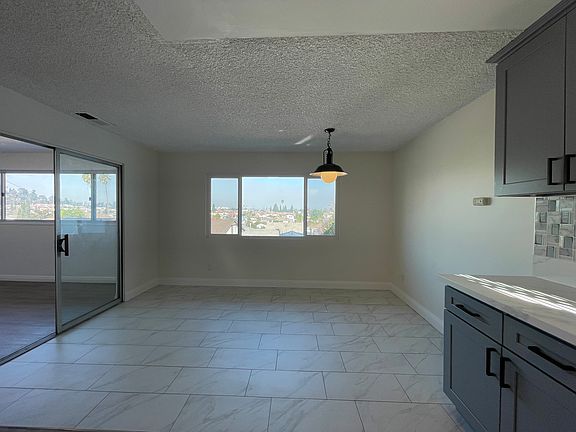 Dinning Area With City View