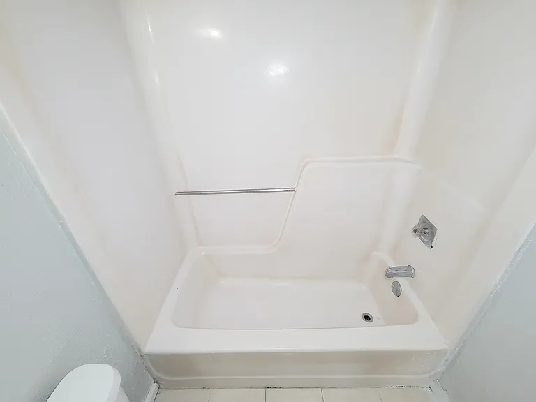 17706 Glenhagen Ct — Photo 27