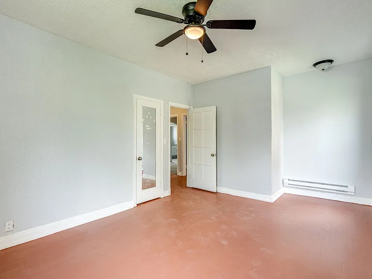 2840 S Moreland Blvd #14 — Photo 9