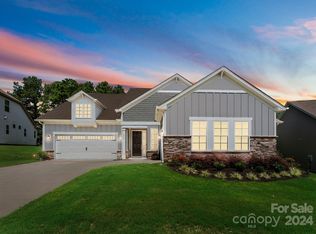 1313 Dali Blvd, Mount Holly, NC 28120