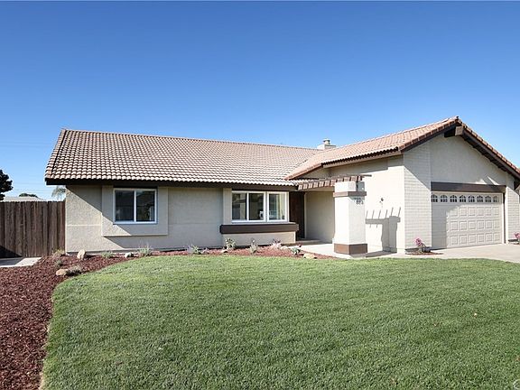 2nd image of 723 Pioneer Dr