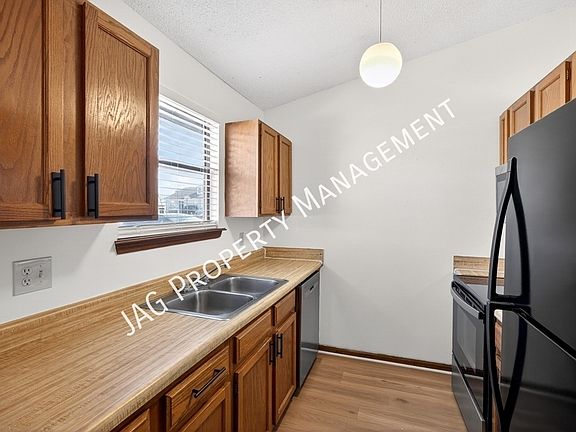3rd image of 1338 Gettysburg Dr Unit C