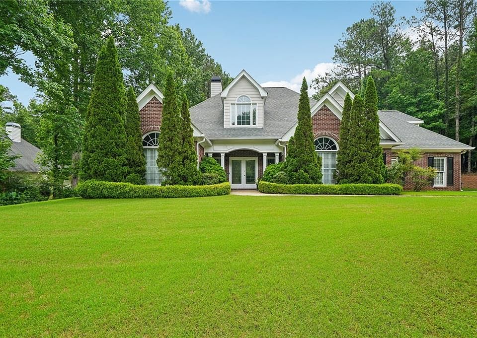 1st image of 60 Carriage Park Ct