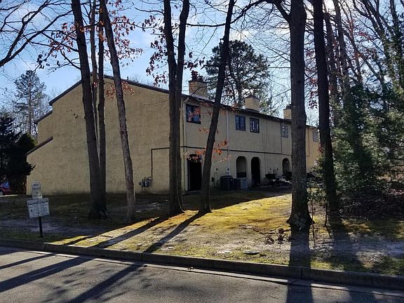 5th image of 49 Aspen Ct #49