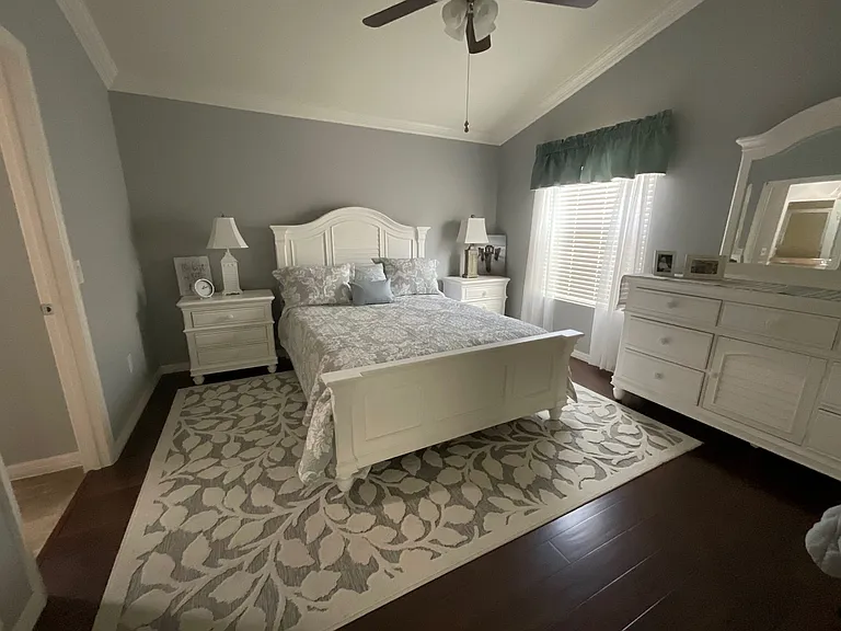 3185 Blythill Ln — Photo 4