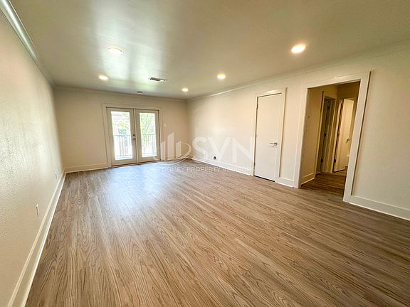 5th image of 3655 Old Shell Rd APT 425