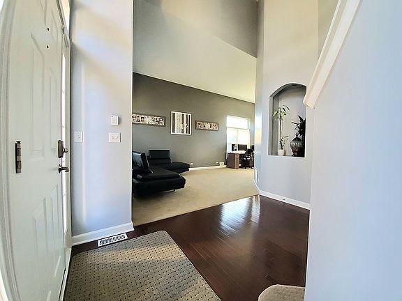 5th image of 4490 Heron Dr