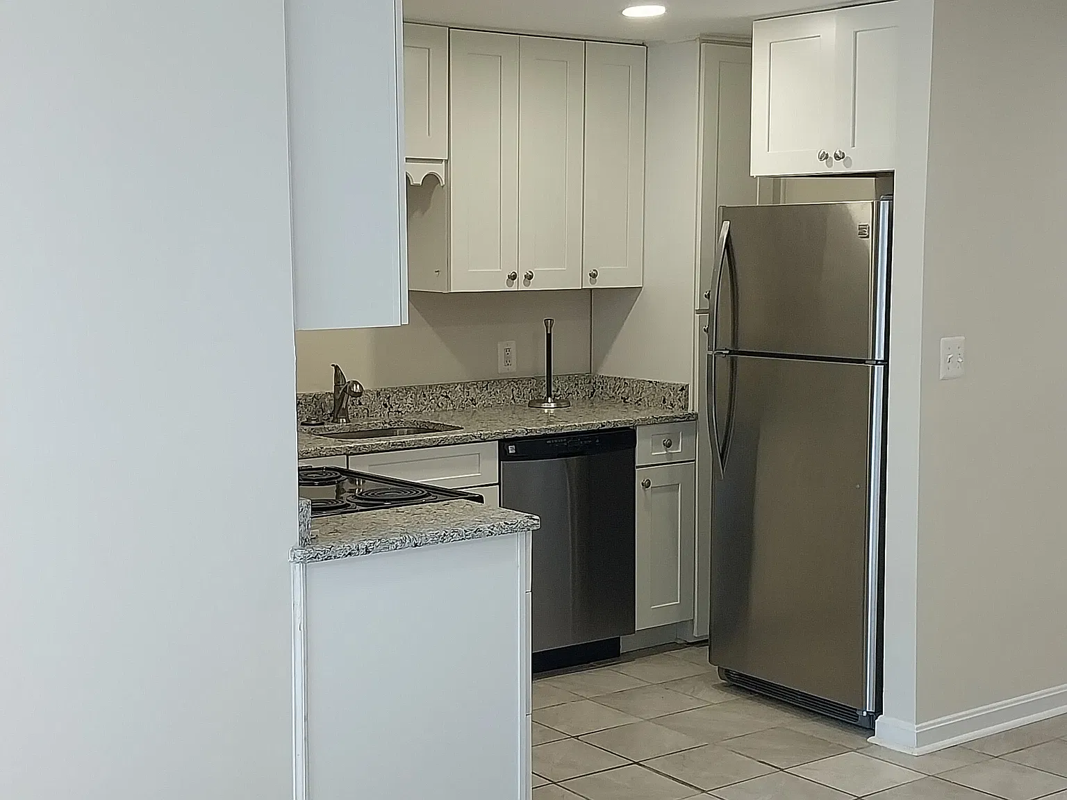 1 bed, 650 sqft, $1,850 — Photo 4
