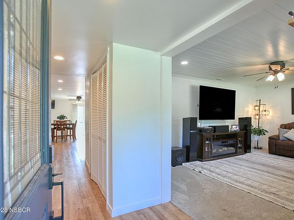 5th image of 1041 Evergreen Way