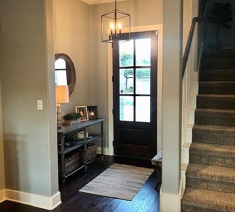 2nd image of 218 Fairlake Cir #8