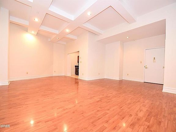 4th image of 4502 Ditmars Blvd APT 323