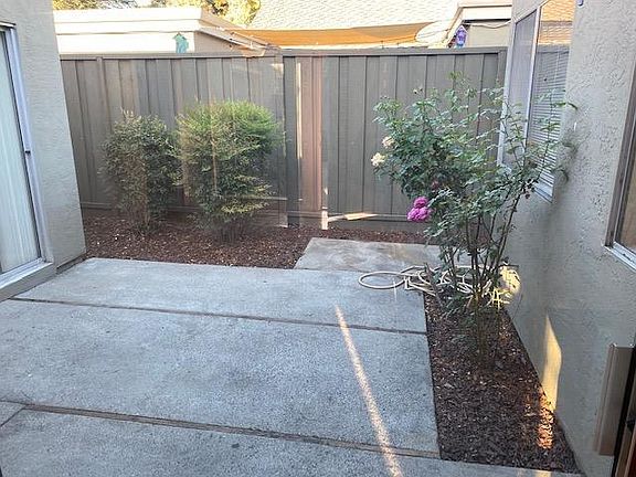 5th image of 1321 Lyonsville Ln