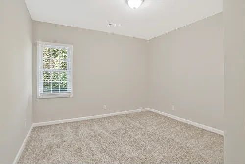 4th image of 1817 Waldrep Cir SE