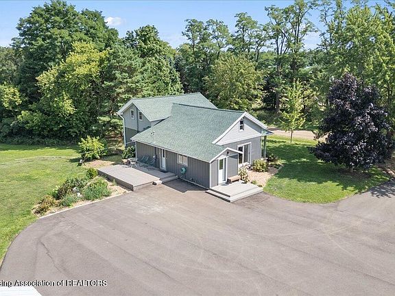 3rd image of 9724 Garrison Rd